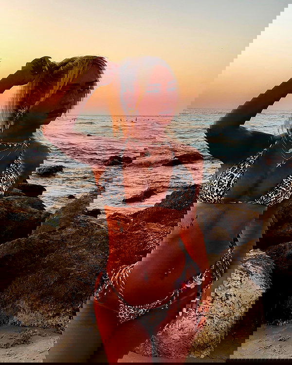 eve__sahar image ~ Altpins