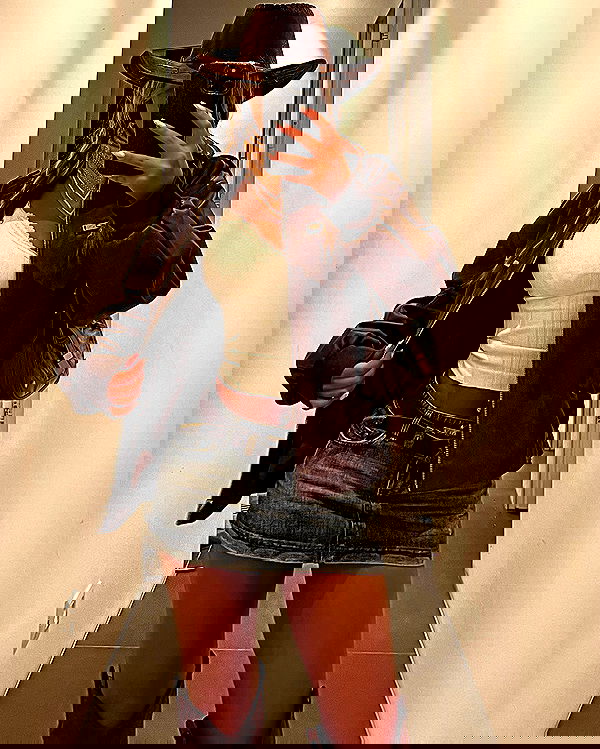 eve__sahar image ~ Altpins