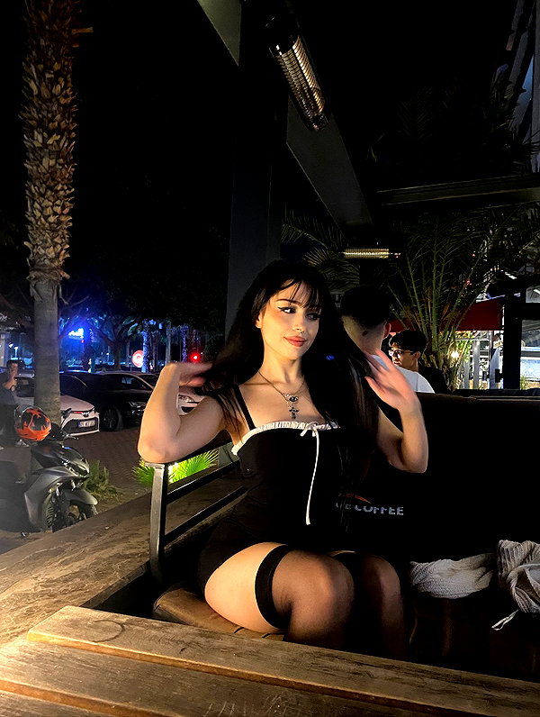 eyluull.y instagram image archive image