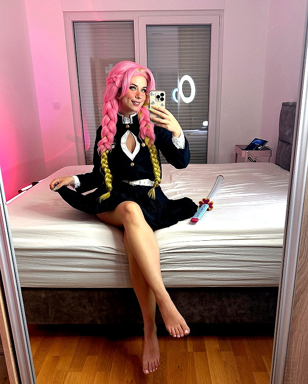 fairy__elfie instagram image archive image