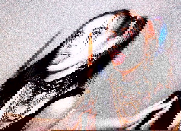 feelbetterinmysweater feelbetterinmysweater archive image