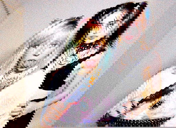 feelbetterinmysweater feelbetterinmysweater archive image