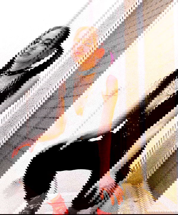 feelbetterinmysweater feelbetterinmysweater archive image