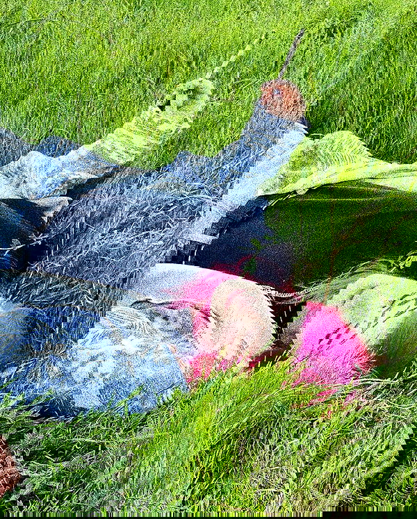 feelbetterinmysweater feelbetterinmysweater archive image