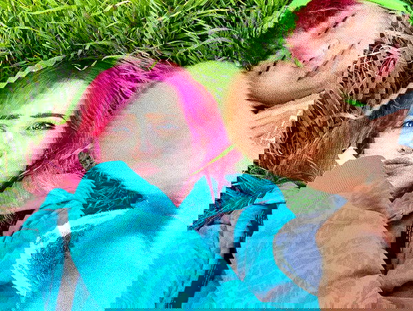 feelbetterinmysweater feelbetterinmysweater archive image