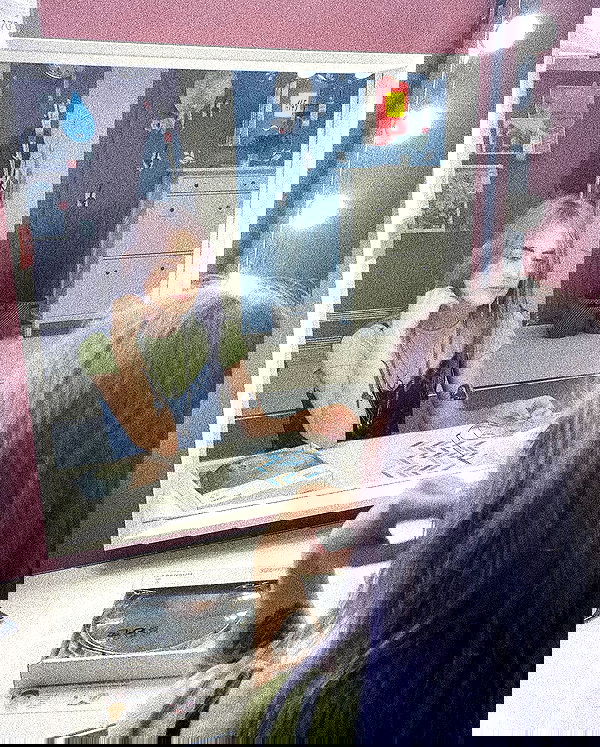 feelbetterinmysweater feelbetterinmysweater archive image