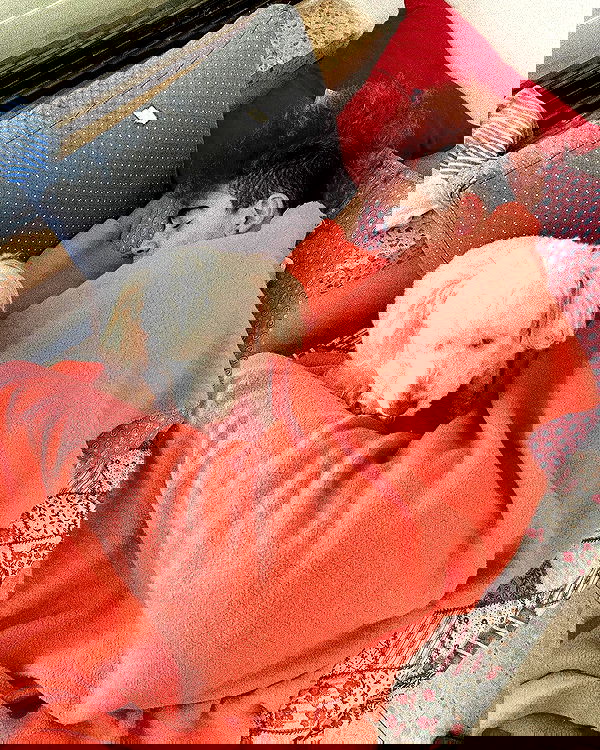 feelbetterinmysweater feelbetterinmysweater archive image