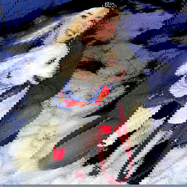 feelbetterinmysweater feelbetterinmysweater archive image