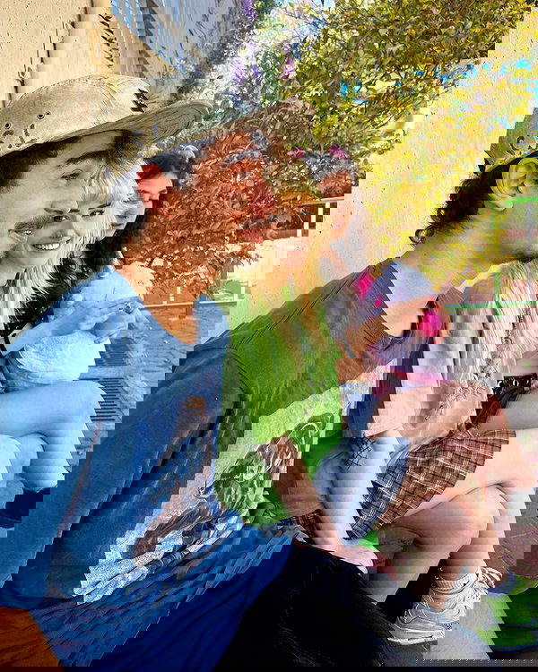 feelbetterinmysweater feelbetterinmysweater archive image