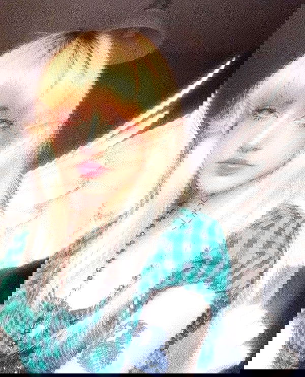 feelbetterinmysweater feelbetterinmysweater archive image