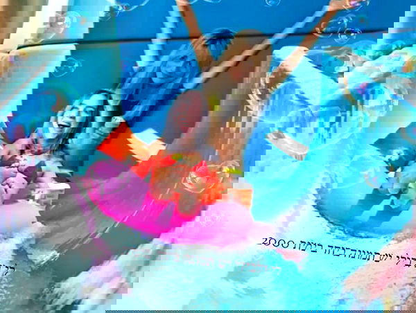 feelbetterinmysweater feelbetterinmysweater archive image