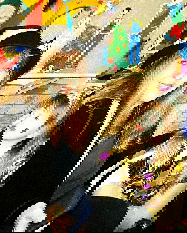 feelbetterinmysweater feelbetterinmysweater archive image