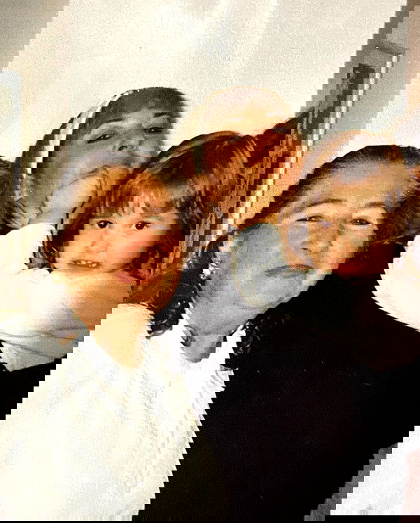 feelbetterinmysweater feelbetterinmysweater archive image