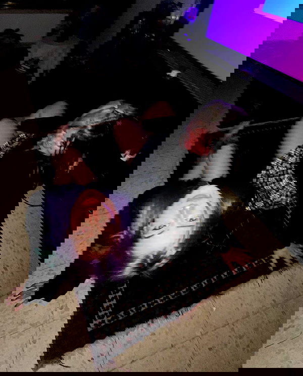 feelbetterinmysweater feelbetterinmysweater archive image