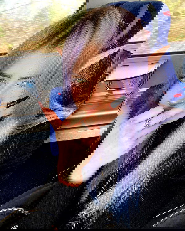 feelbetterinmysweater feelbetterinmysweater archive image