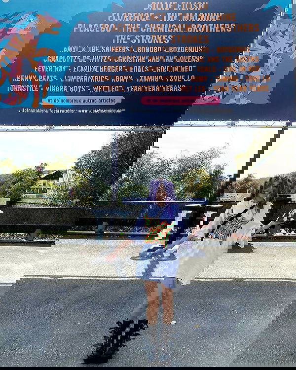 feelbetterinmysweater feelbetterinmysweater archive image