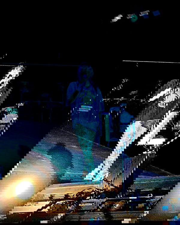 feelbetterinmysweater feelbetterinmysweater archive image