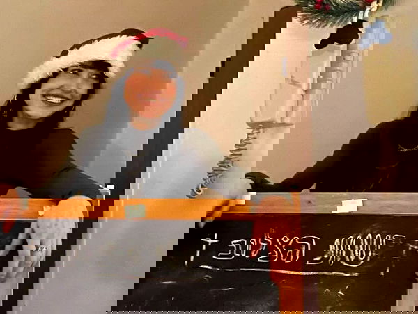 feelbetterinmysweater feelbetterinmysweater archive image