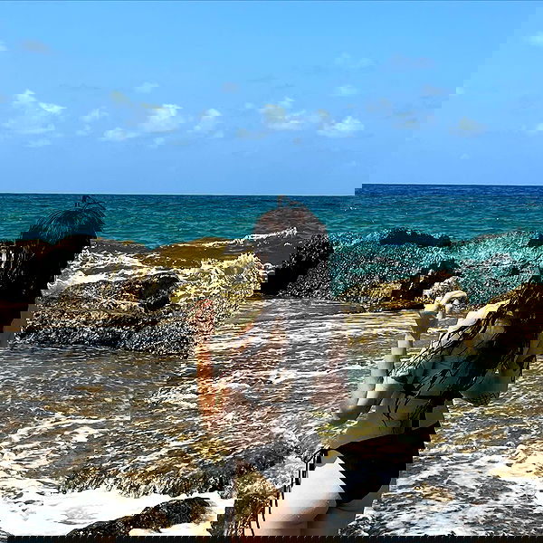 feelbetterinmysweater feelbetterinmysweater archive image