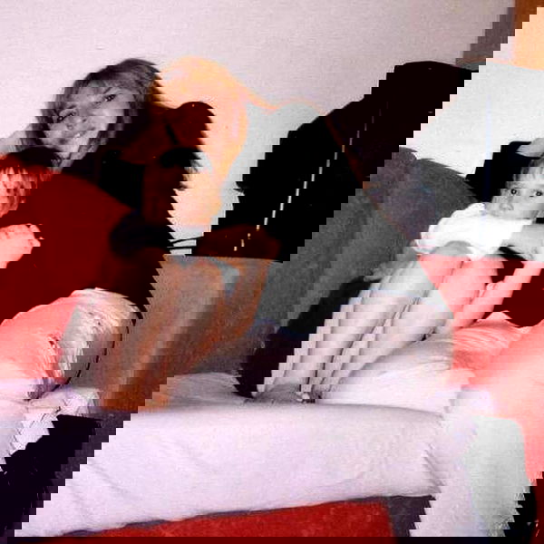 feelbetterinmysweater feelbetterinmysweater archive image