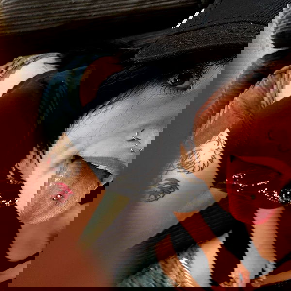 feelbetterinmysweater feelbetterinmysweater archive image