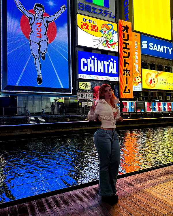 fegalvao_ instagram image archive image