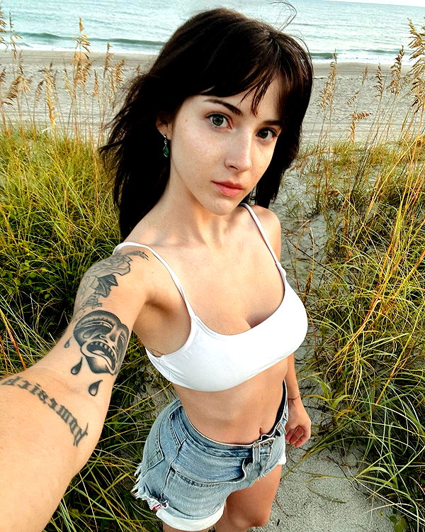 frankiebuns instagram image archive image