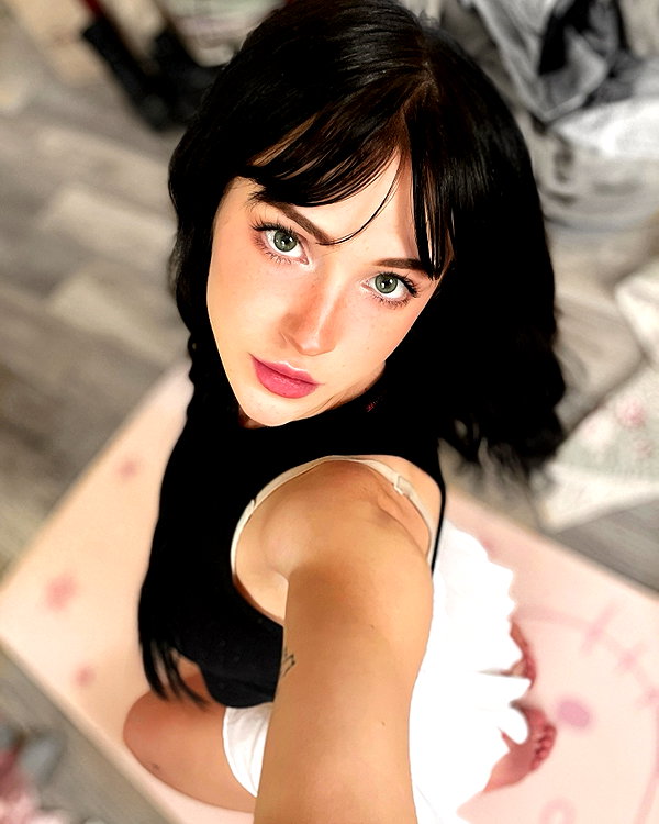 frankiebuns instagram image archive image