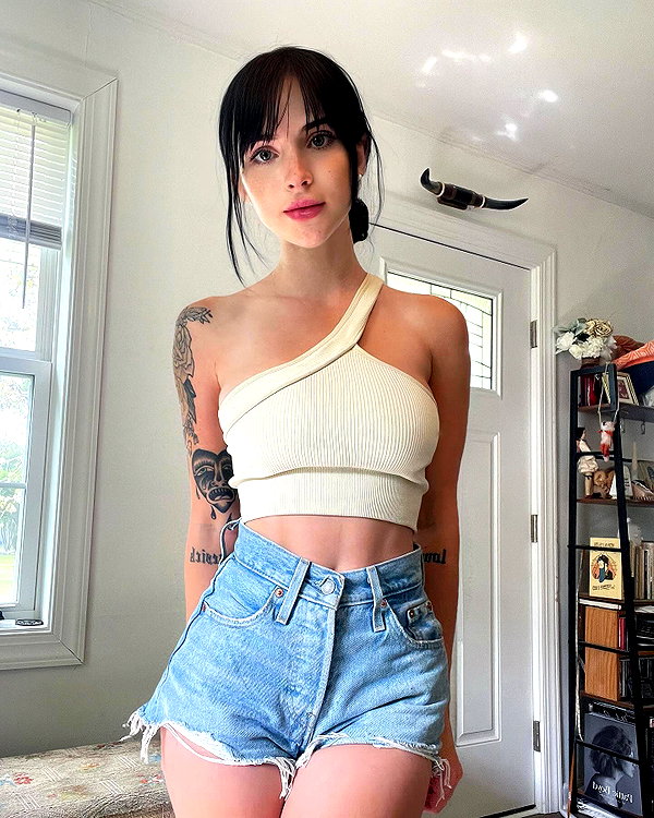 frankiebuns instagram image archive image