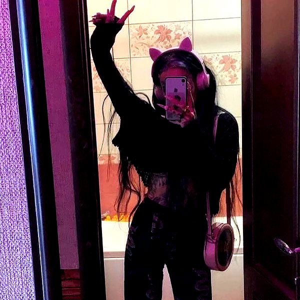 g.rshmn.dead instagram image archive image