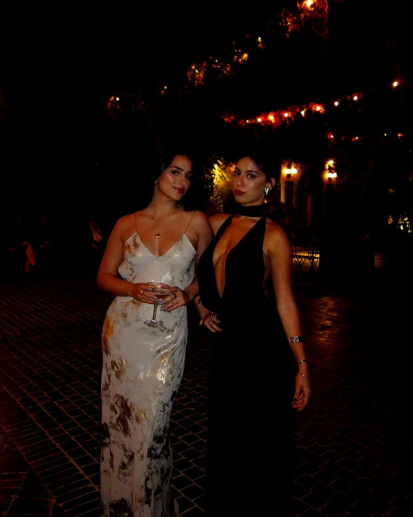 gal_laniado instagram image archive image