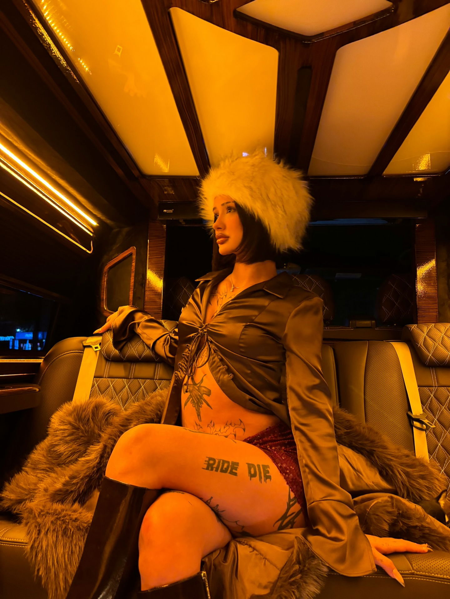 gamze.lucyy instagram image archive image