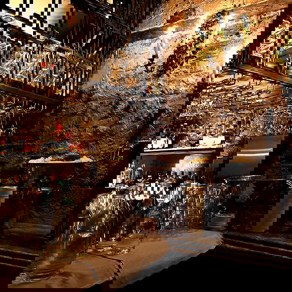 giangg._ giangg._ archive image