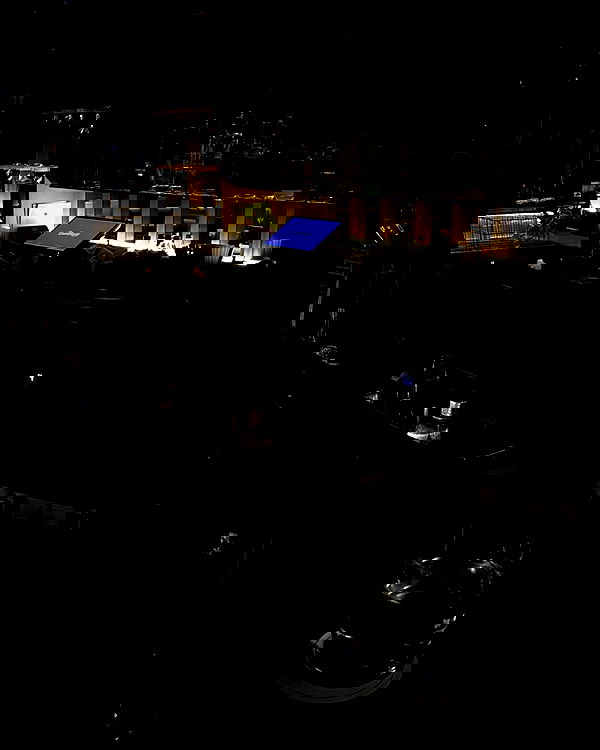 giangg._ giangg._ archive image