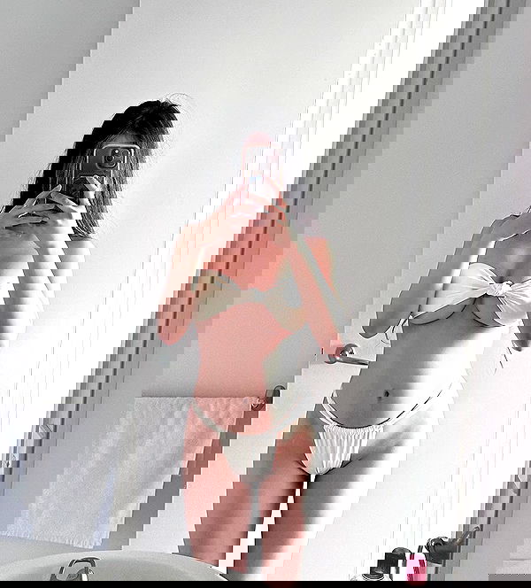 giangg._ giangg._ archive image