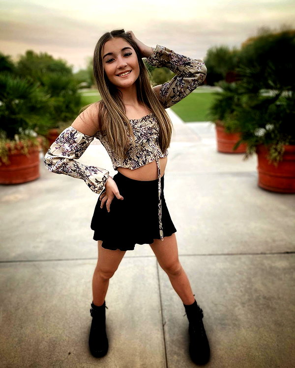 gigiryan14 instagram image archive image