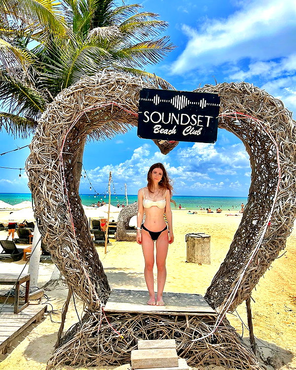 giuliahere instagram image archive image
