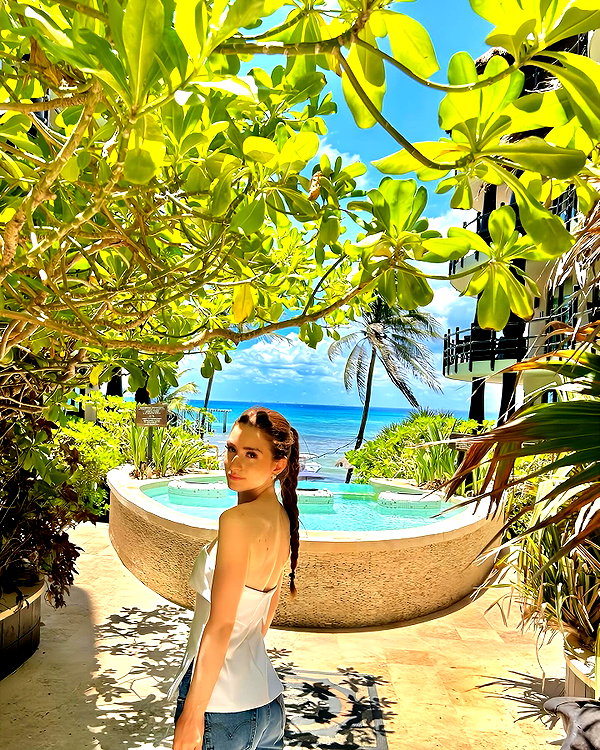 giuliahere instagram image archive image