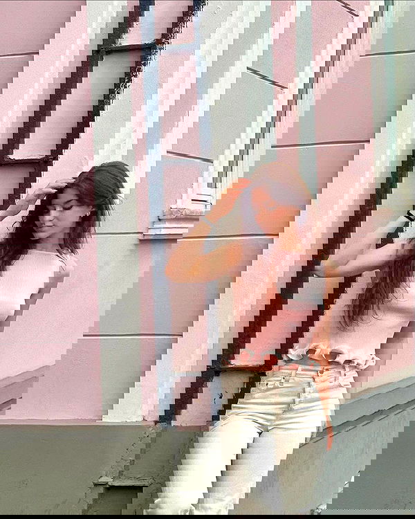 giuliahere giuliahere archive image