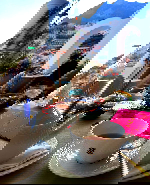 giuliahere giuliahere archive image