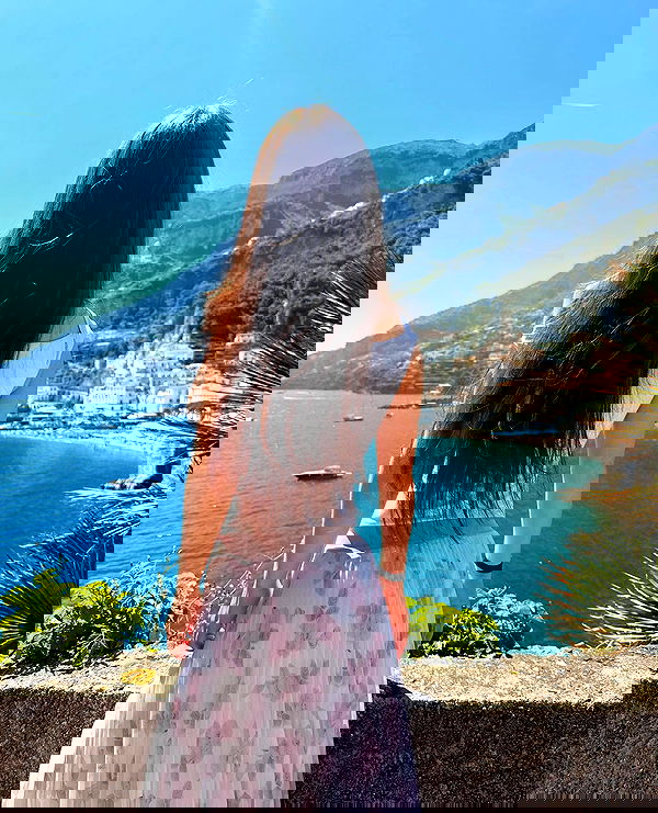 giuliahere giuliahere archive image