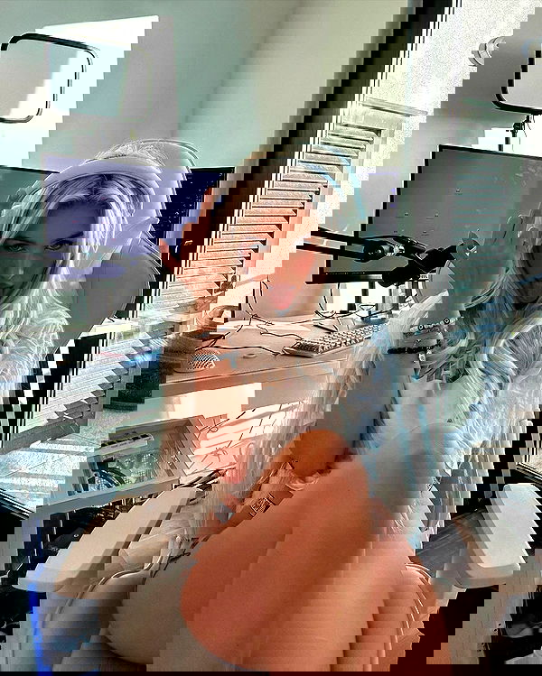 gwendolynceline image ~ Altpins