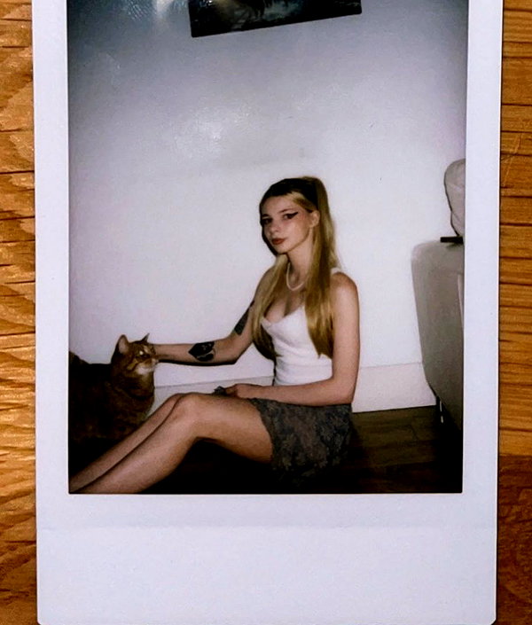 h0llyannabel instagram image archive image