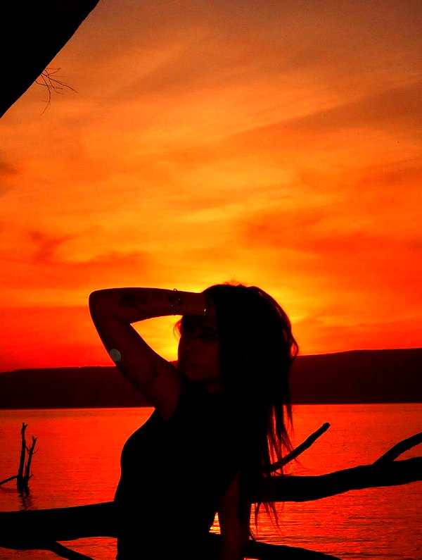 hadas_mayer_ instagram image archive image