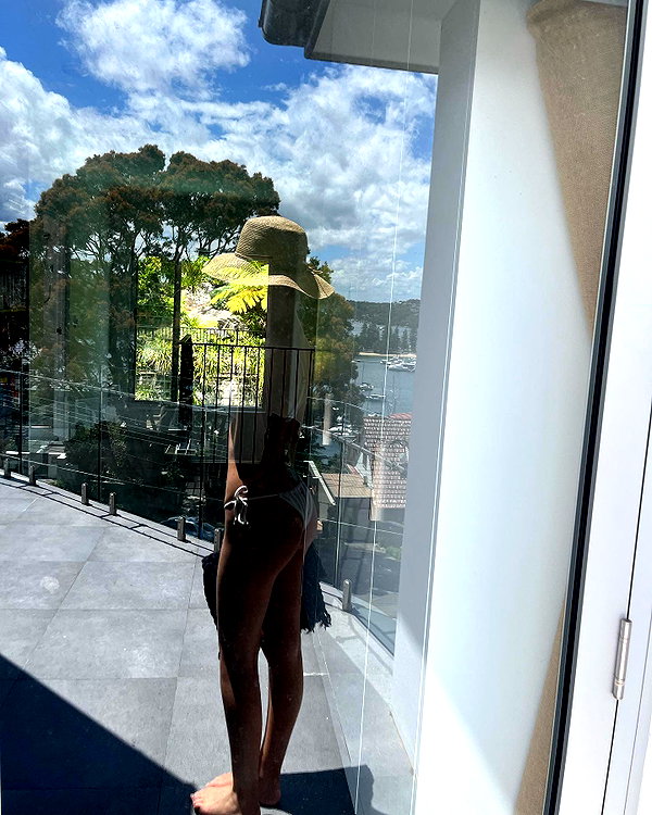 harrietross_ instagram image archive image