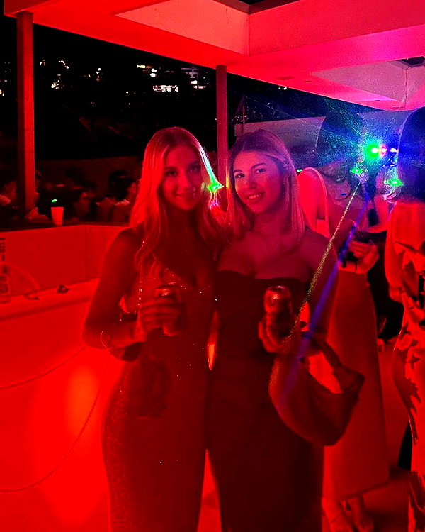 harrietross_ instagram image archive image