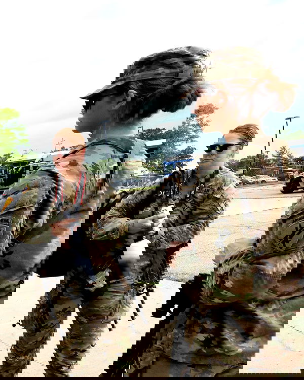 haylujan image ~ Altpins