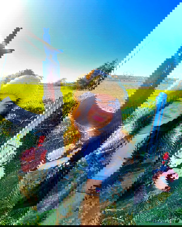 haylujan image ~ Altpins