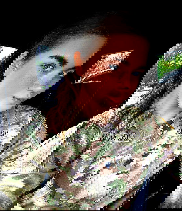 haylujan image ~ Altpins