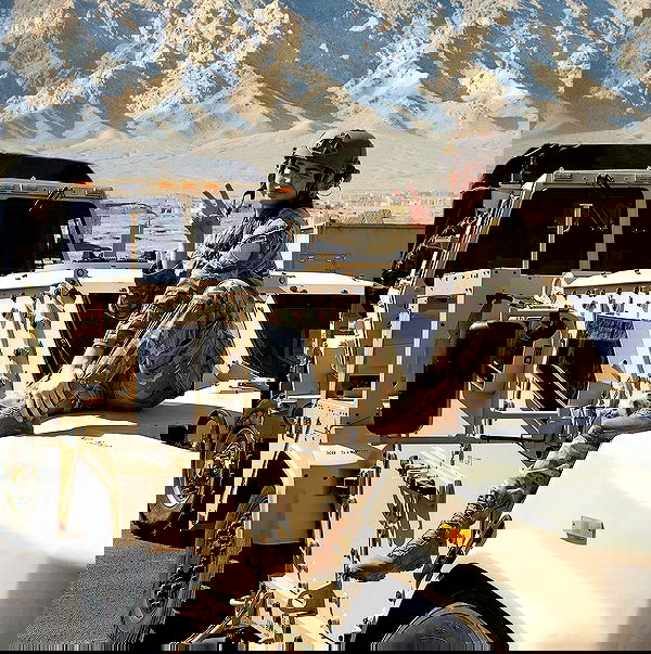 haylujan image ~ Altpins